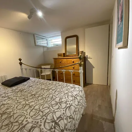 Appartement 2 Bedrooms, 3 Beds, Private Terrace, 30 M From *